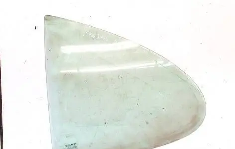 Renault Megane I Rear vent window glass DOT36AS2M127