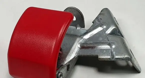Volvo C30 Engine bonnet (hood) release handle
