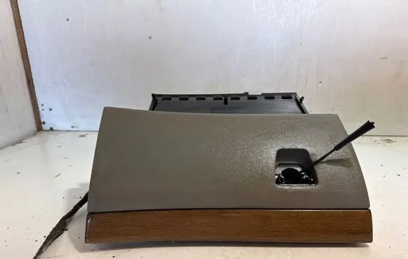 Volvo XC90 Glove box 3409563 1264