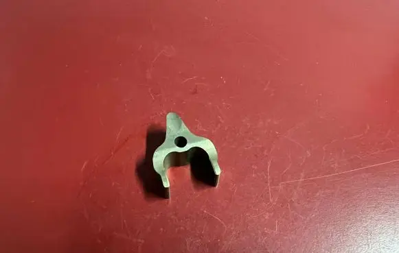 BMW X1 F48 F49 Fuel Injector clamp holder 7809798 13537809798