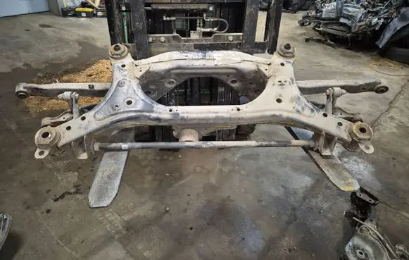 Nissan Juke I F15 Rear subframe NOCODE