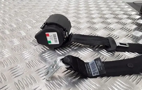 Audi A4 S4 B8 8K Rear seatbelt 8K0857805R