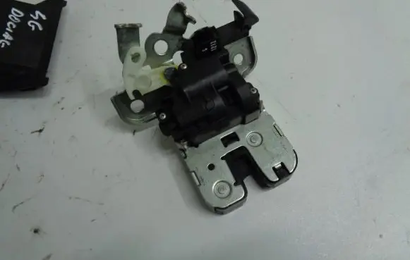 Audi A6 S6 C7 4G Tailgate/trunk/boot lock/catch/latch 8K9827505A