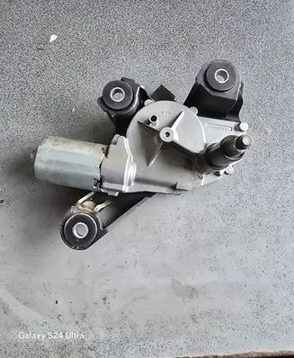 Renault Kangoo II Rear window wiper motor 8200431392 0390201836