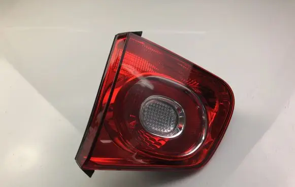 Volkswagen Tiguan Rear/tail lights 5N0945094B