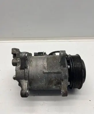 BMW X1 F48 F49 Air conditioning (A/C) compressor (pump) 6826879 17012C1389 6326379