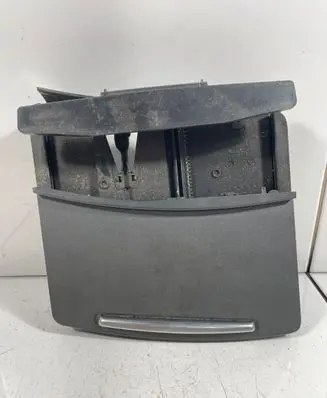 Audi A6 S6 C6 4F Car ashtray 4F1857951C 22092005