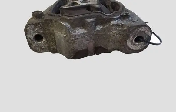 Volvo S60 Engine mount bracket 31330138 9487475