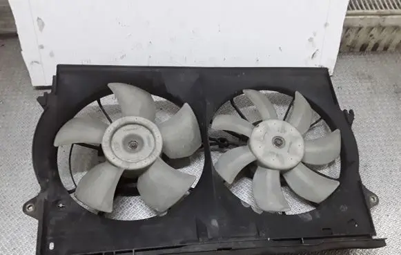 Toyota Corolla Verso AR10 Fan set 163630G060A