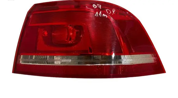 Volkswagen PASSAT B7 Rear/tail lights 3AF945096A 605002