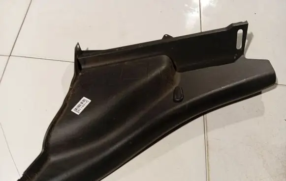 Suzuki Swift I Other interior part 7618162J0L 76181-62J0L