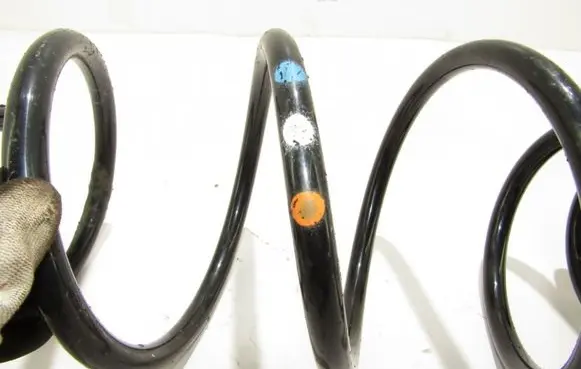 Peugeot 3008 I Front coil spring