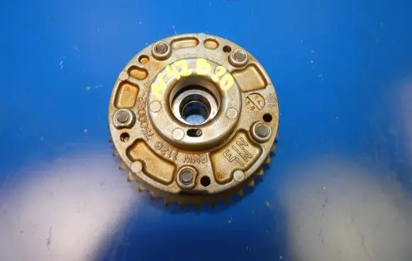BMW 3 E46 Camshaft pulley/ VANOS 7500032