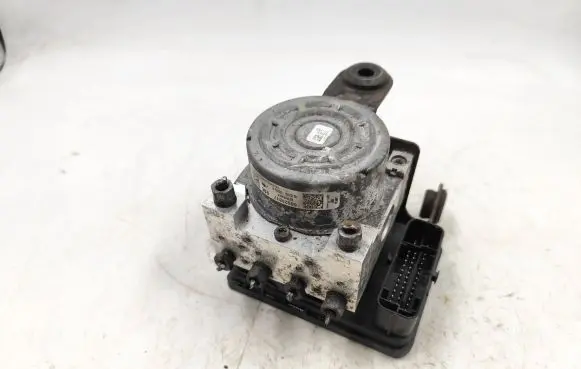 Alfa Romeo Giulietta ABS Pump 50528817 28515229133 10091528063