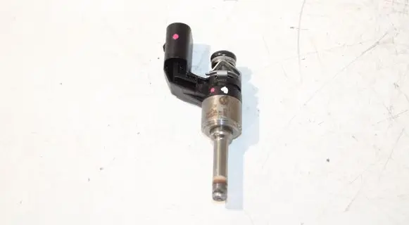 Skoda Octavia Mk2 (1Z) Fuel injector 03C906036M