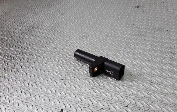 Mercedes-Benz C W203 Crankshaft position sensor 0031532828