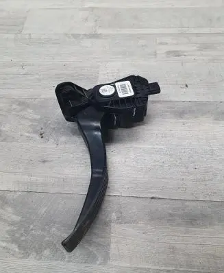 Ford Ranger Accelerator throttle pedal AB399F836AC 693140A F0914B0187