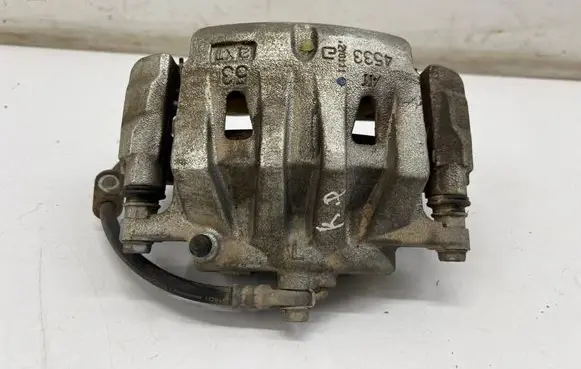 Lexus ES VII XZ10 Front brake caliper