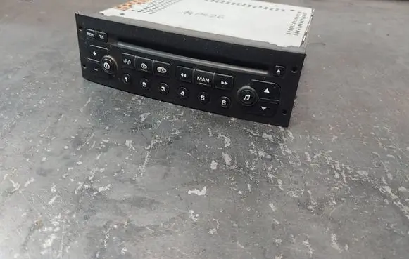 Peugeot 307 Radio/CD/DVD/GPS head unit 96489417XT PSARCD10001