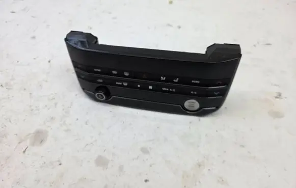 Jaguar XE Climate control unit KX6318C858HB