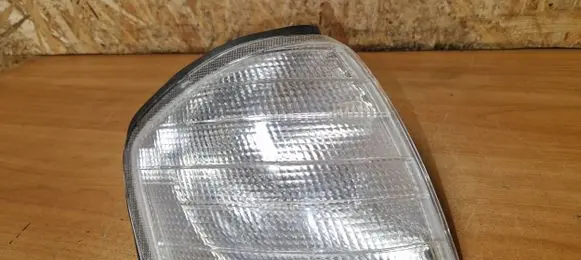 Mercedes-Benz C W202 Front indicator light 014401502r