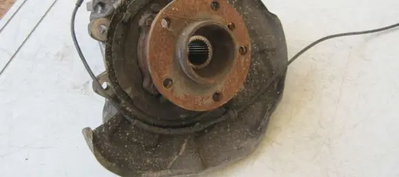 BMW X5 E70 Front wheel hub 6770984