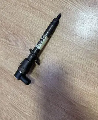 Fuel injector