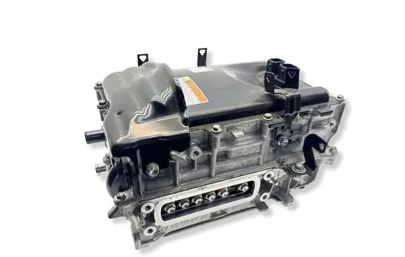 Toyota Yaris XP210 Voltage converter inverter G920052320