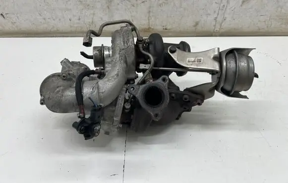 Mercedes-Benz SLC R172 Turbo A6510901586