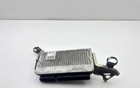 Toyota Auris E180 Engine control unit/module 896610ZU60 MB2756009480