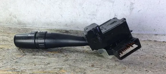KIA Sorento Light switch