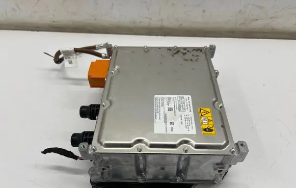 Mercedes-Benz CLA C118 X118 Voltage converter inverter A0009006520