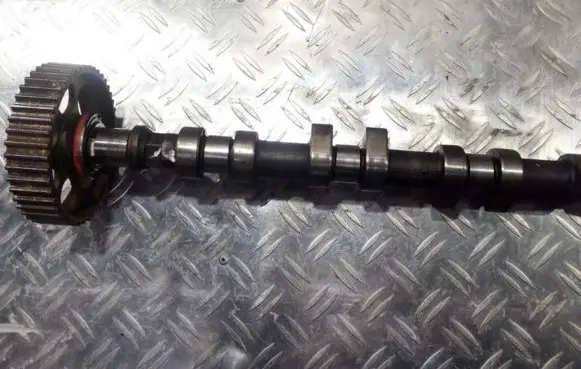 Opel Omega B1 Camshaft r90400056