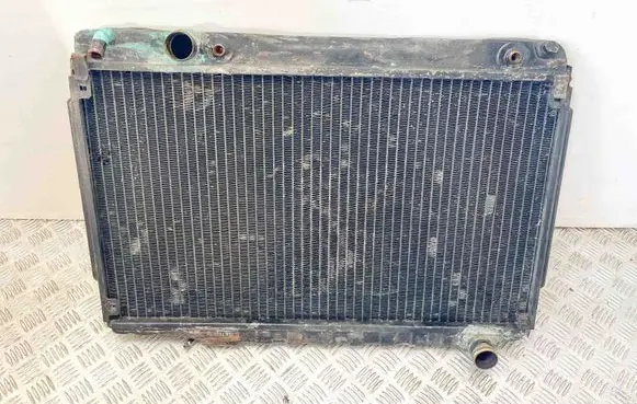 Mercedes-Benz SLC C107 Coolant radiator A1075011201 1075011201