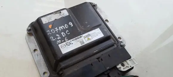 Mazda 6 Engine control unit/module r2ac18881 275800-9165