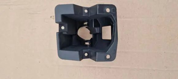Skoda Octavia Mk3 (5E) Front bumper mounting bracket 5E0807596