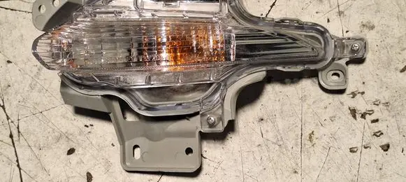 Mazda 3 III Front indicator light B63C51360