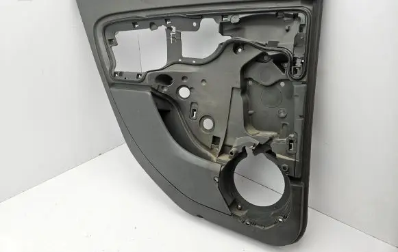 Seat Altea Rear door card panel trim 5P0867211