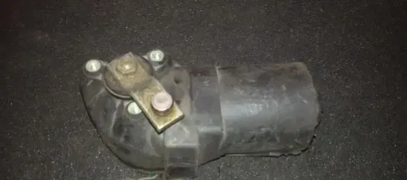 Renault Megane I Wiper motor
