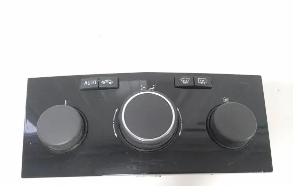 Opel Zafira B Climate control unit 0AM7508C68 901513650003 13250622