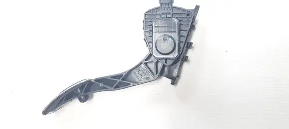 Ford Fusion II Accelerator throttle pedal DG9C9F836CD J1516222509 1000441