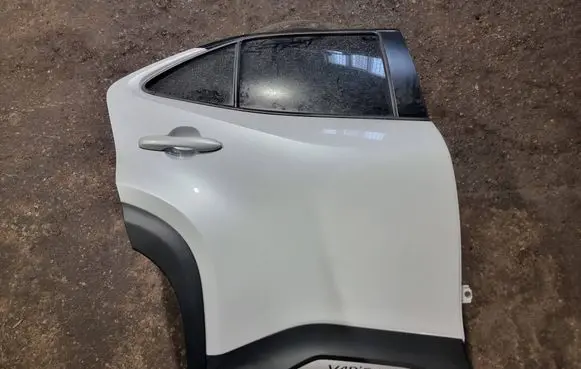 Toyota Yaris Cross Rear door 