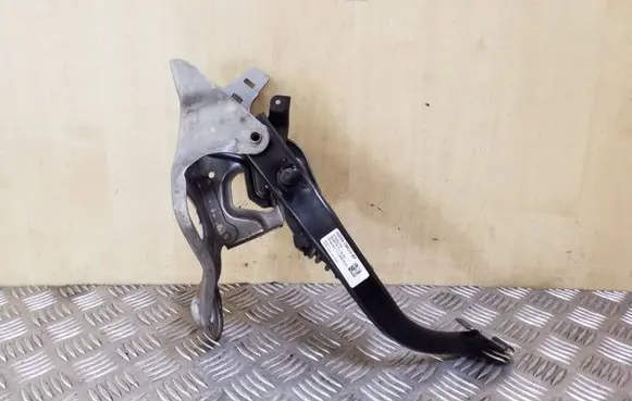 Clutch pedal