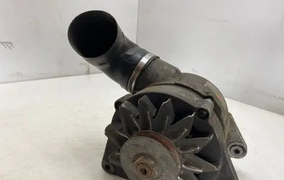 BMW 7 E32 Generator/alternator 0986035730