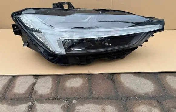 Volvo XC60 Headlight/headlamp 32342515 S2502N079