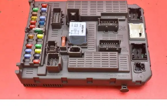 Peugeot 807 Fuse box set 1400310680