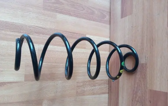 Citroen C4 II Picasso Rear coil spring 9805385380
