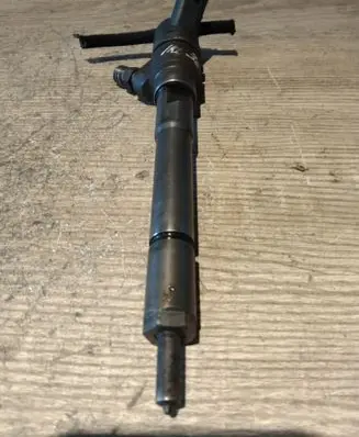 Hyundai Sonata Fuel injector 3380027400