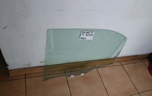 Honda Accord Rear door window glass 43R00122