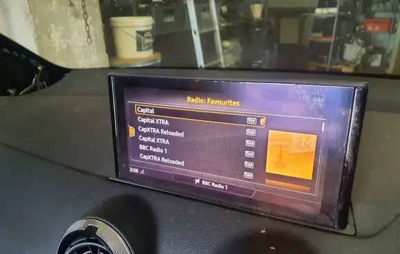 Audi Q2 - Screen/display/small screen 81A919605B